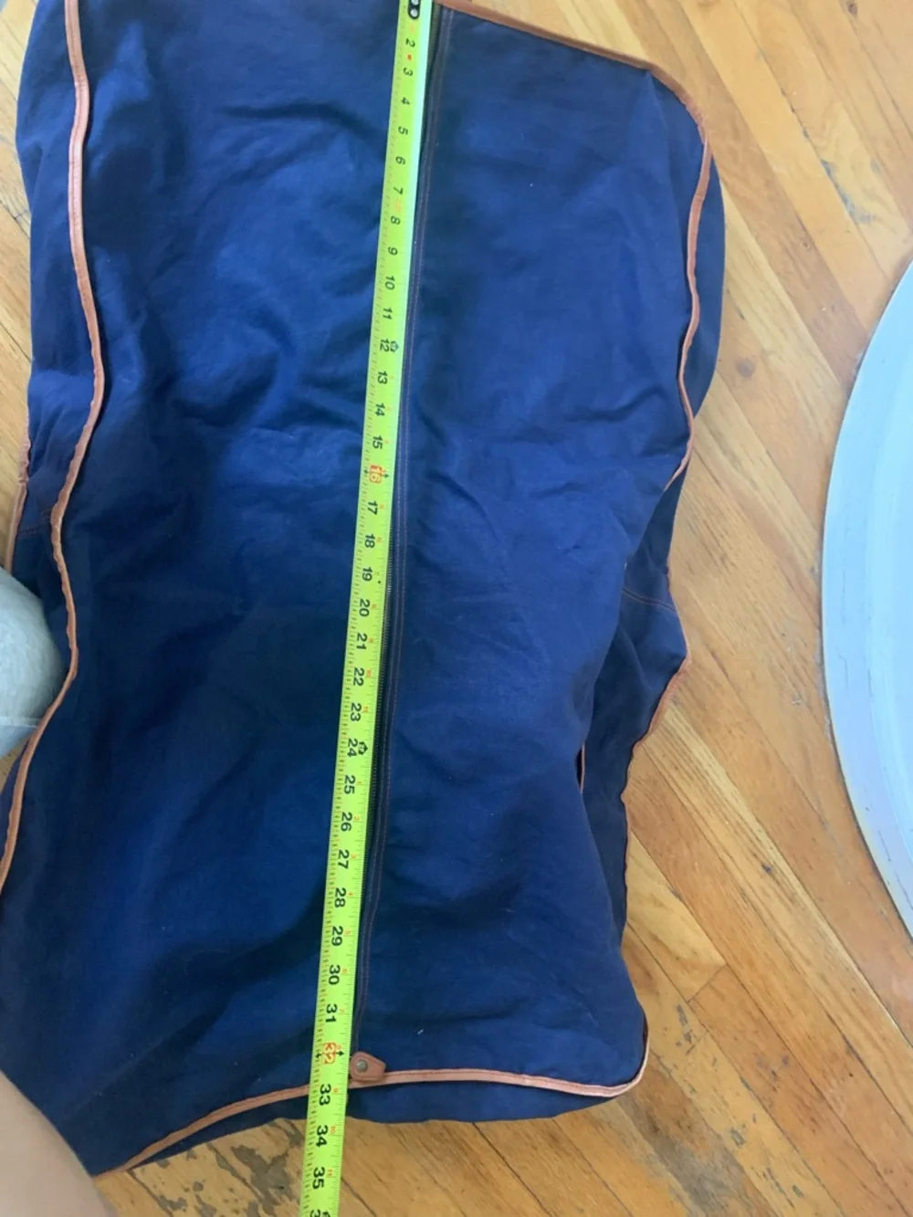 Rare vintage Navy United Colors of Benetton travel bag for suites and jackets